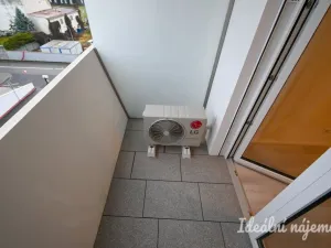 Pronájem bytu 1+kk, Brno - Komárov, Komárovská, 29 m2