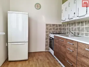 Pronájem bytu 2+1, Olomouc, Junácká, 51 m2