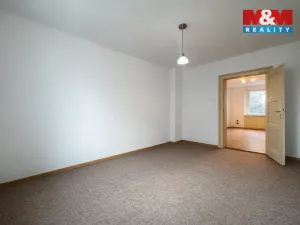 Prodej bytu 2+1, Karlovy Vary - Rybáře, Nejdecká, 61 m2