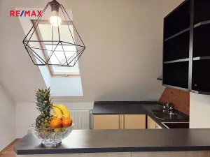 Prodej bytu 2+kk, Jesenice, Příčná I., 45 m2