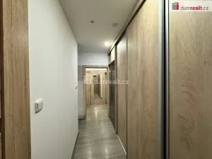 Pronájem bytu 3+1, Chomutov, Bezručova, 81 m2