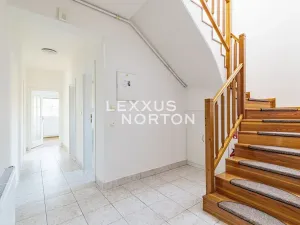 Pronájem rodinného domu, Praha - Nebušice, K vinicím, 251 m2