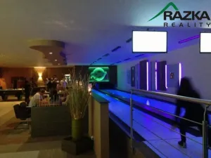 Pronájem obchodního prostoru, Planá, Nádražní, 720 m2