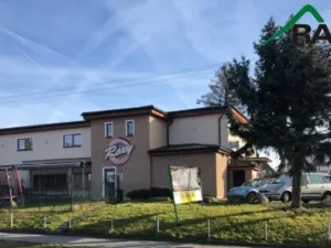 Pronájem obchodního prostoru, Planá, Nádražní, 720 m2