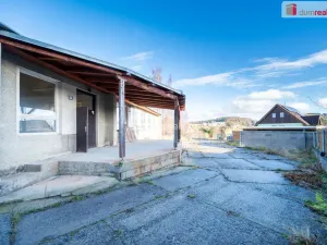 Pronájem výrobních prostor, Vacov - Vlkonice, 1895 m2