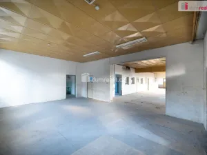 Pronájem výrobních prostor, Vacov - Vlkonice, 1895 m2