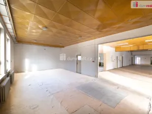 Pronájem výrobních prostor, Vacov - Vlkonice, 1895 m2