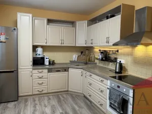 Prodej bytu 3+1, Miloňovice, 76 m2