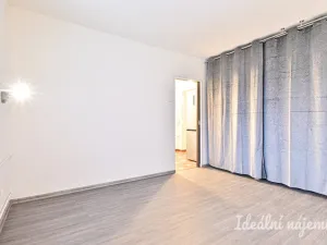 Pronájem bytu 1+1, Brno, Sibiřská, 28 m2