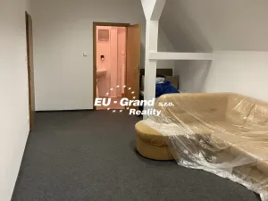 Pronájem atypického bytu, Varnsdorf, 5. května, 94 m2