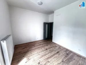 Pronájem bytu 2+kk, Plzeň - Jižní Předměstí, náměstí T. G. Masaryka, 40 m2