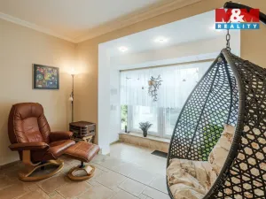 Prodej rodinného domu, Týnec nad Labem - Vinařice, 300 m2