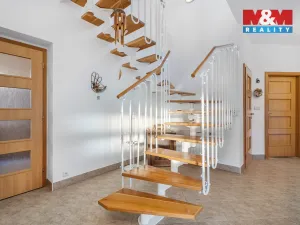 Prodej rodinného domu, Přerov nad Labem, 248 m2