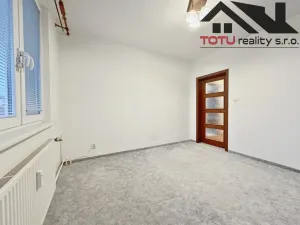 Pronájem bytu 4+1, Jaroměř, Karla Lánského, 73 m2