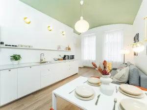 Pronájem bytu 2+kk, Praha - Vinohrady, Rumunská, 39 m2