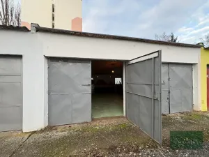 Prodej garáže, Plzeň, Kreuzmannova, 32 m2