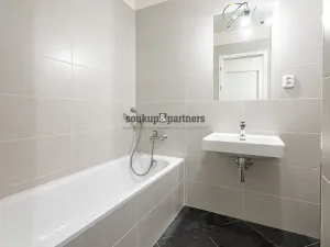 Prodej bytu 2+kk, Praha, Návarovská, 61 m2