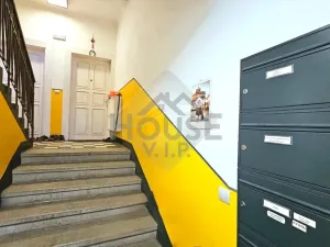 Prodej bytu 1+kk, Praha - Bohnice, V Zámcích, 35 m2