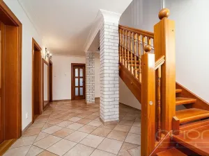 Pronájem rodinného domu, Praha - Řeporyje, Draženovská, 250 m2