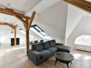 Pronájem bytu 3+kk, Praha - Vinohrady, náměstí Jiřího z Poděbrad, 156 m2