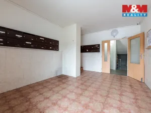 Prodej bytu 2+1, Chodov, náměstí 9. května, 60 m2