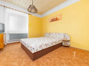 Prodej zemědělské usedlosti, Jaroměřice, 658 m2