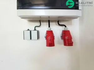 Pronájem skladu, Hořovice, 600 m2