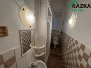 Prodej bytu 2+1, Karlovy Vary, T.G.M., 82 m2