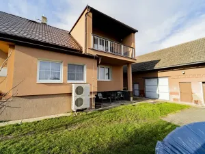 Prodej rodinného domu, Březno, 130 m2