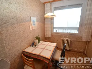 Prodej bytu 3+1, Praha - Žižkov, Na rovnosti, 77 m2