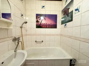 Prodej bytu 2+1, Bukovany, 52 m2