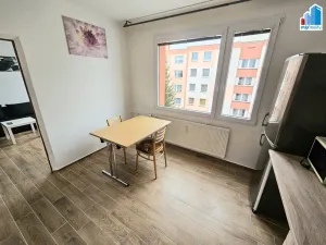 Pronájem bytu 1+1, Holýšov, Pod Makovým vrchem, 40 m2