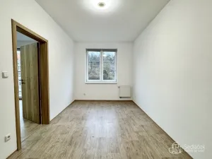 Pronájem bytu 3+kk, Karlovy Vary - Rybáře, Lad. Koubka, 67 m2
