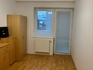 Pronájem bytu 3+kk, Pardubice, Pernerova, 65 m2