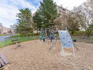 Prodej bytu 3+1, Praha - Modřany, Poljanovova, 62 m2