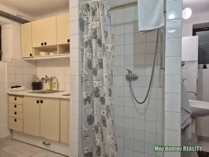 Pronájem bytu 1+1, Praha - Modřany, Kolářova, 35 m2