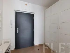 Pronájem bytu 1+kk, Praha - Letňany, Škrábkových, 43 m2