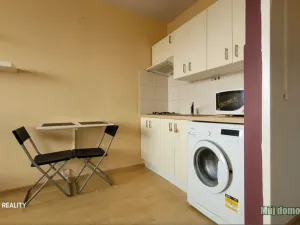 Pronájem bytu 1+kk, Praha - Braník, Vavřenova, 28 m2