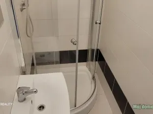 Pronájem bytu 1+kk, Praha - Braník, Vavřenova, 28 m2