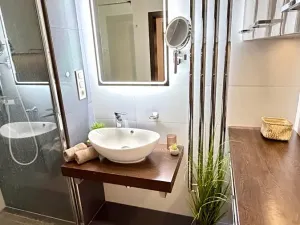 Pronájem bytu 2+kk, Pardubice, nábřeží Závodu míru, 76 m2