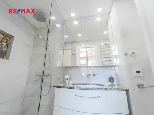 Prodej bytu 2+1, Praha - Staré Město, Náprstkova, 42 m2