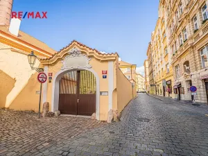 Prodej bytu 2+1, Praha - Staré Město, Náprstkova, 42 m2