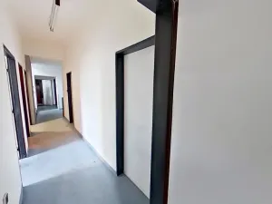 Pronájem obchodního prostoru, Třebíč - Borovina, 560 m2