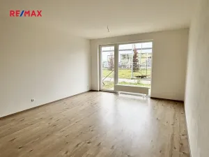 Prodej bytu 2+kk, Praha - Dolní Počernice, Černodolská, 59 m2