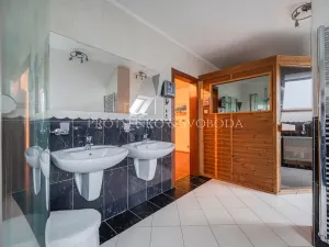 Prodej rodinného domu, Klínec, 345 m2