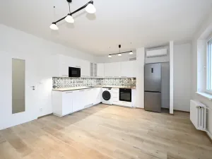 Pronájem bytu 2+kk, Praha - Smíchov, Kroftova, 58 m2