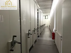 Pronájem komerční nemovitosti, Hradec Králové, Zemědělská, 695 m2