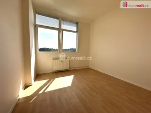 Pronájem bytu 2+kk, Zruč nad Sázavou, náměstí Míru, 35 m2
