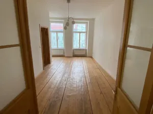 Pronájem bytu 2+1, Hradec Králové, Velké náměstí, 66 m2