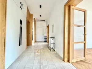 Pronájem atypického bytu, Teplice, J. V. Sládka, 134 m2